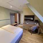 恩格尔酒店