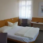 酒店 恩格尔酒店 埃特林根
