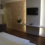 恩格尔酒店 酒店 埃特林根