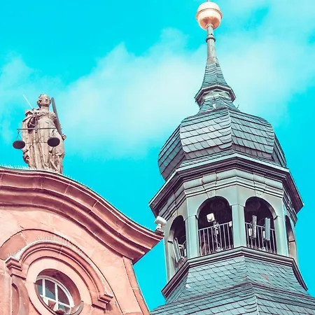 Отель Stadthotel Engel 3*