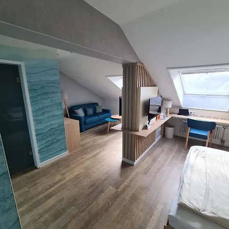 Stadthotel Engel Эттлинген