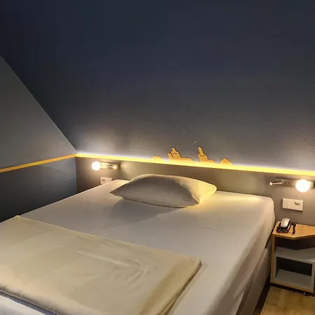 Stadthotel Engel Hotel 3*