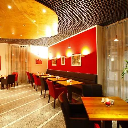 Stadthotel Engel 3*