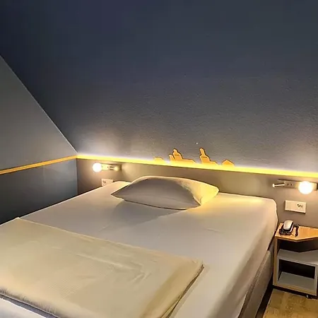Stadthotel Engel 3*