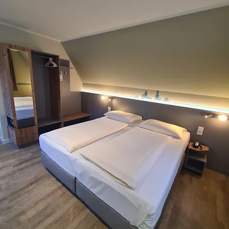 Otel Stadthotel Engel Ettlingen