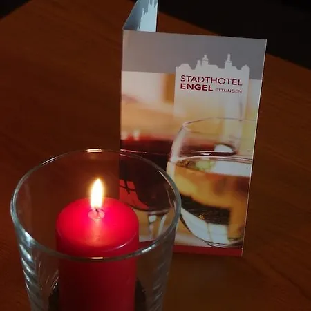 מלון Stadthotel Engel 3*