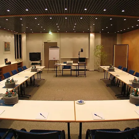 Stadthotel Engel אטלינגן