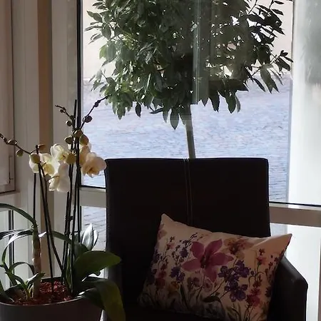 Stadthotel Engel אטלינגן