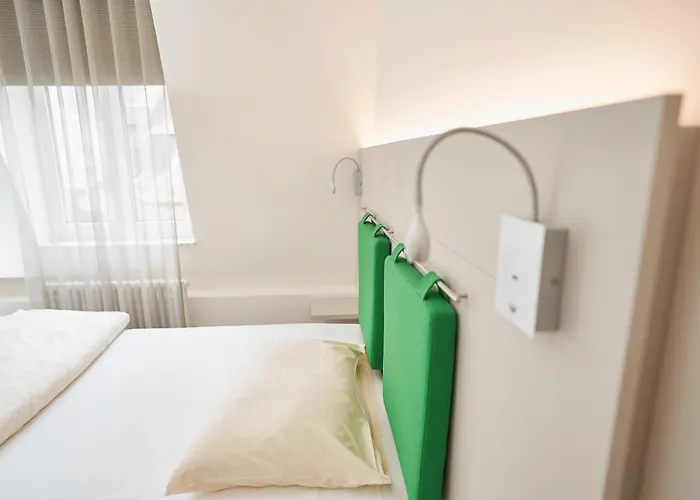 Stadthotel Engel מלון אטלינגן