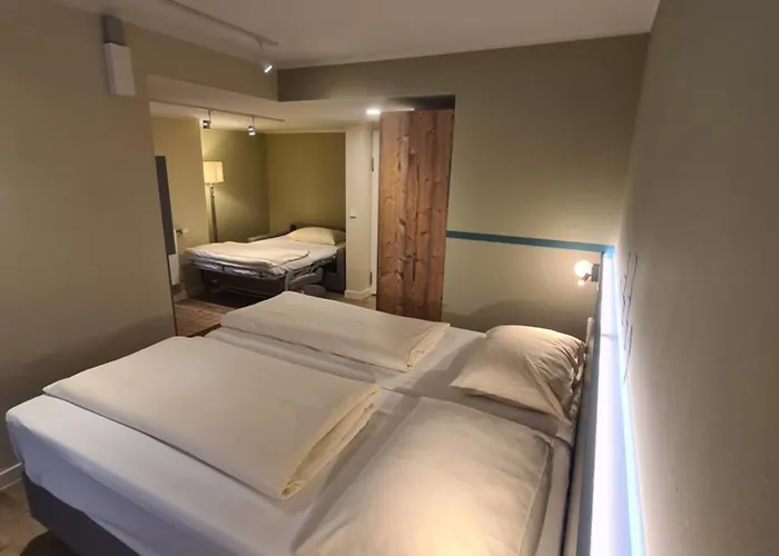 Stadthotel Engel מלון 3*