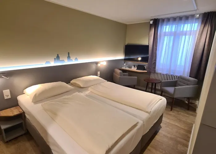 Stadthotel Engel מלון